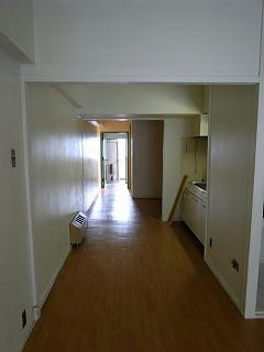 R2.jpg
