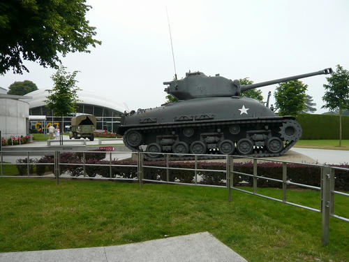 M4A1E8 　Sherman　Tank 　