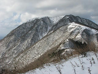 男三瓶山