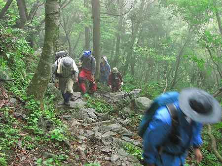 登山中