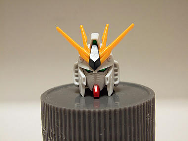 νガンダム　頭部　ガンプラ