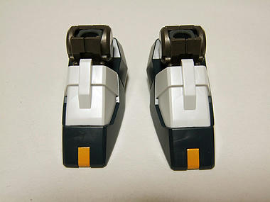 νガンダム　足　ガンプラ