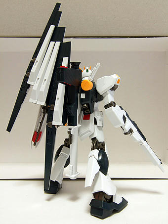 νガンダム　ファンネル