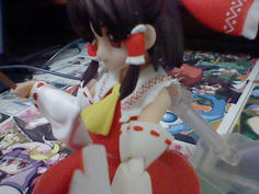 霊夢の最大の武器であるワキが拝めなくなった…orz
