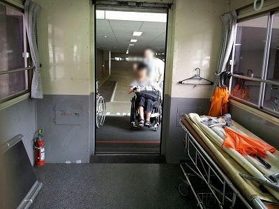 liftcar2.jpg
