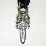 dagger-pendant123.jpg