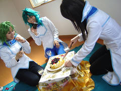 DSC08206three.jpg