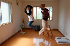 DSC_1010jump.jpg