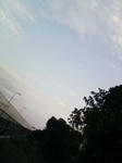 半分の月がのぼる空