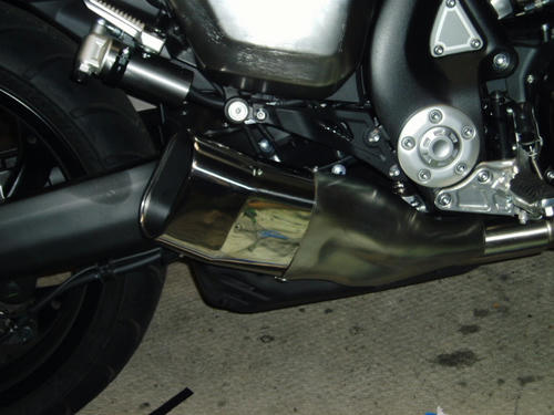 2009_exhaust_091.jpg