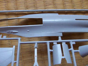 イタレリF-16