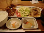 生姜焼き＆唐揚げ定食。