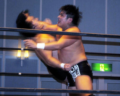 土肥孝司vs村瀬広樹