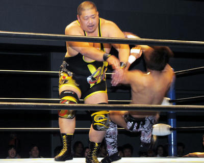 吉江　柴田vs井上 SUSUMU