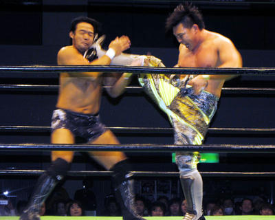 KENTA　高山vs丸藤　中嶋