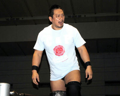 高木、大鷲、平田vs大石、勝俣、エッちゃん