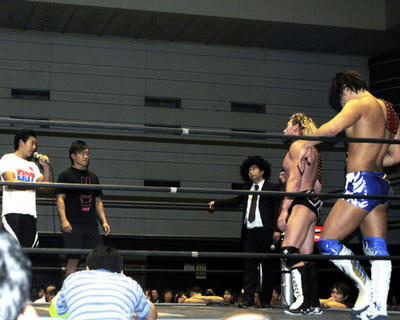 飯伏、ケニーvsヨシヒコ、マイケル