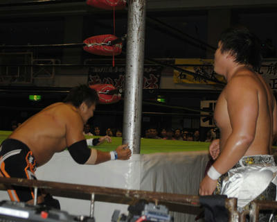小島聡vs中嶋勝彦