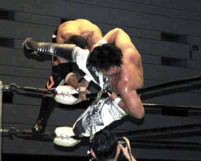 小島聡vs中嶋勝彦