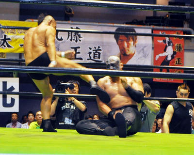 GHCヘビー級選手権 鈴木みのるvsマイバッハ谷口