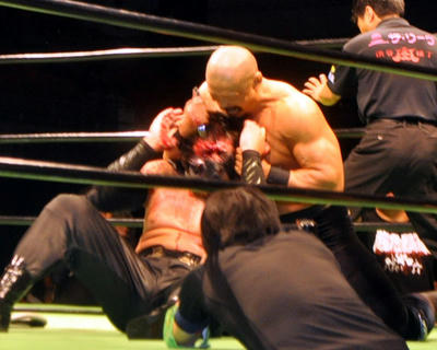 マイバッハ谷口vs中嶋勝彦