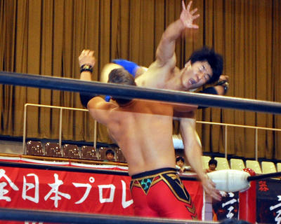 鈴木鼓太郎vs青柳優馬