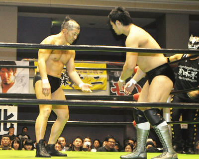 鈴木 デスペラードvs潮﨑 金丸