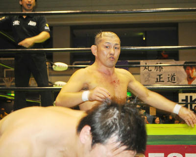 鈴木 デスペラードvs潮﨑 金丸