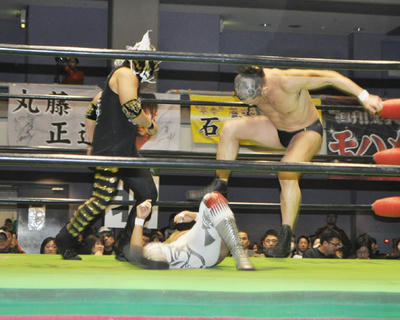 鈴木 デスペラードvs潮﨑 金丸