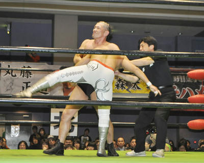 鈴木 デスペラードvs潮﨑 金丸