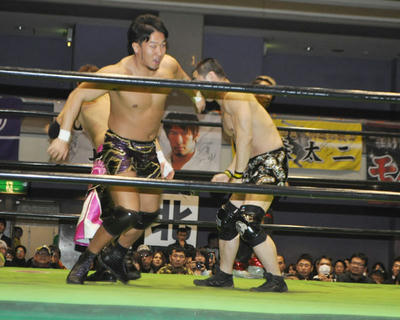 丸藤 原田 小峠vs杉浦 タイチ TAKA