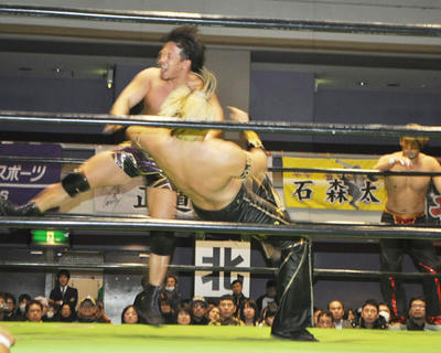丸藤 原田 小峠vs杉浦 タイチ TAKA
