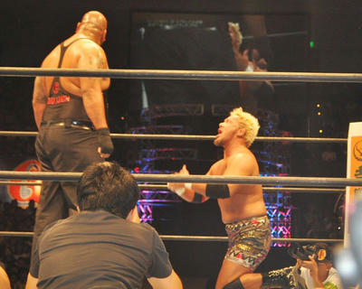 バットラック・ファレvs真壁刀義