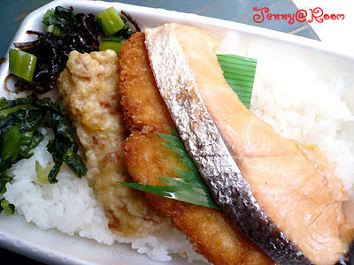 シャケ弁