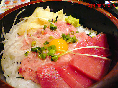 まぐろねぎとろ丼・そばセット