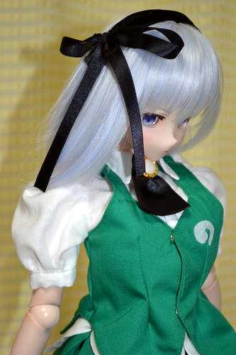 横から