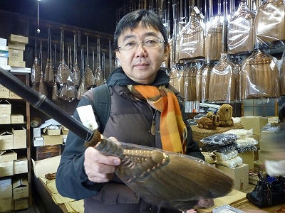 内藤商店 こちらの箒をプレゼントします!