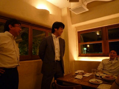 岩井は席がはなれていたのです~