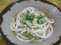 山内