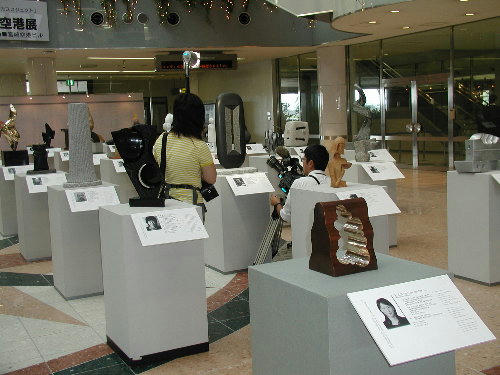 09A-place08.JPG