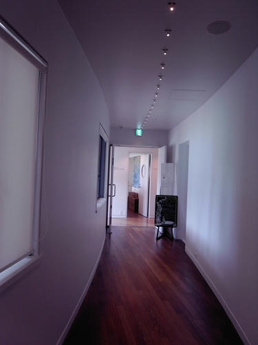 R8870636.jpg