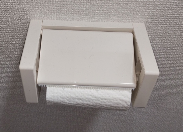 トイレットペーパーホルダー