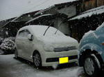 　ま　た　雪　；　；　