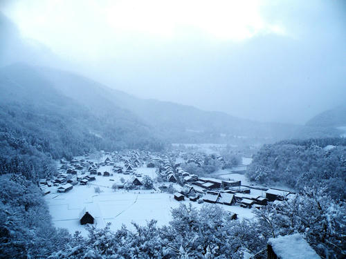 shirakawago090101_100.jpg
