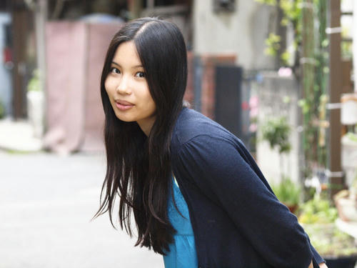 _5299073hk_color2_0.8ev.jpg
