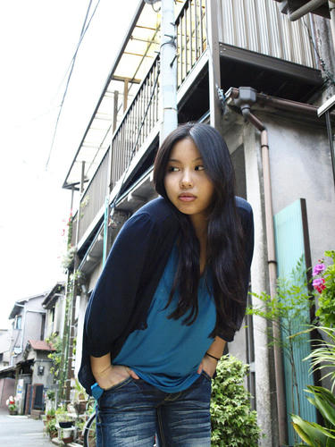 _5299097hk_color2_1.0ev_5300k.jpg