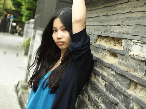 _5299128hk_color2_0.6ev_7500k.jpg