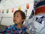 7月18日盆踊りの場所に入る前のゆうくん