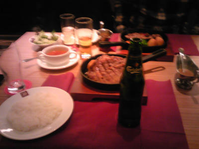 SH350458.JPG