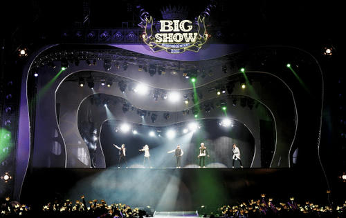bigshowpress01.jpg